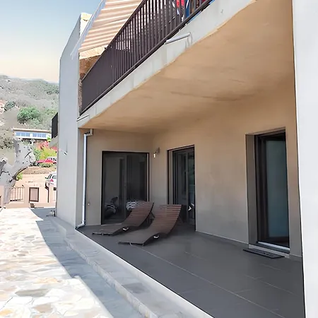 Vecchio Poolside Retreat: 3-bedroom With Wi-fi * Porto-Vecchio (Corsica)