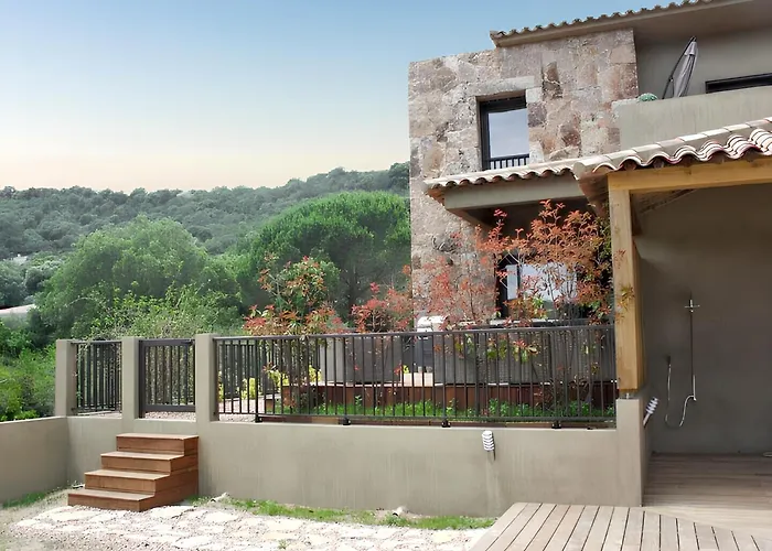 Spacieux A Porto-vecchio Avec Piscine Partageeb *