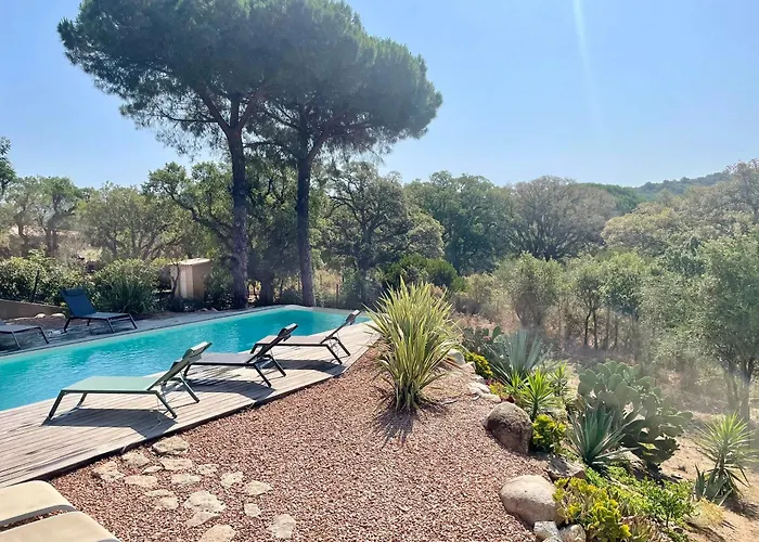 Spacieux A Porto-vecchio Avec Piscine Partageeb 维琪奥港